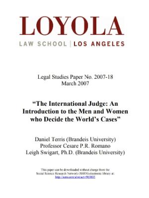 Portada de The international judge: An introduction to the men and women who decide the world’s cases